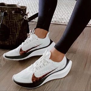 Brand new nike shoes